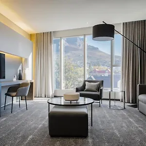 african-pride-15-on-orange-hotel.hotels-capetown.com/